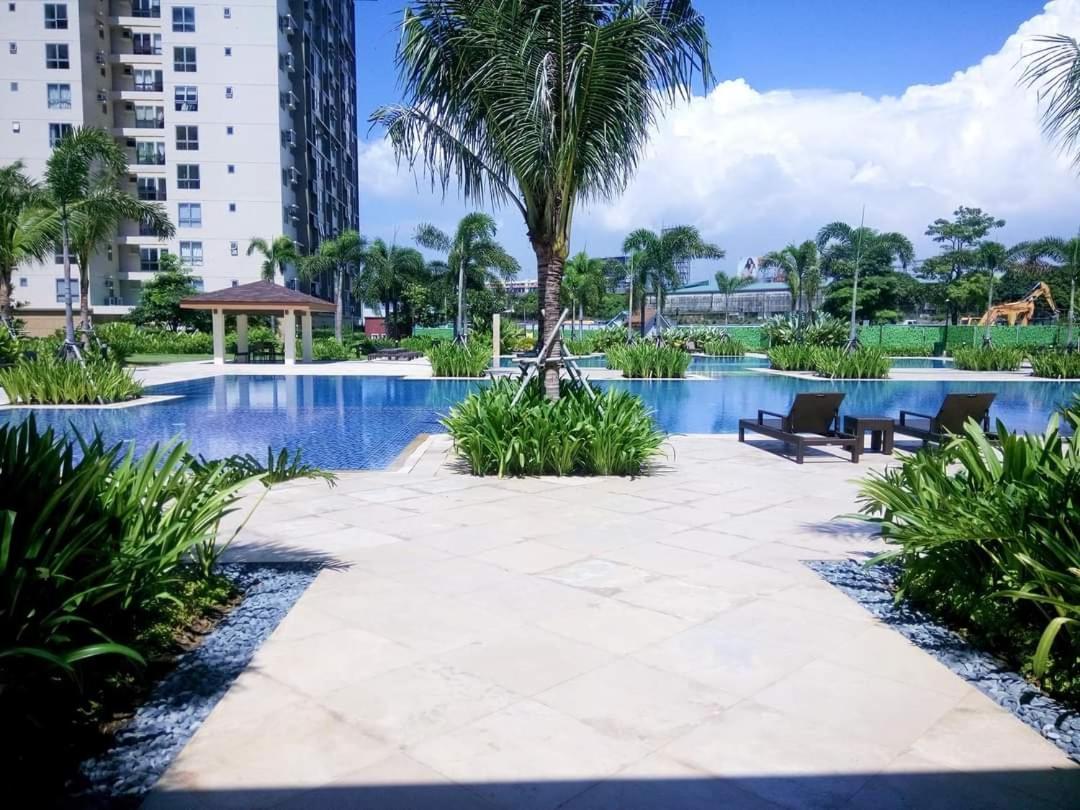 Chelsea Tower 1 Aparthotel Muntinlupa City Exteriör bild